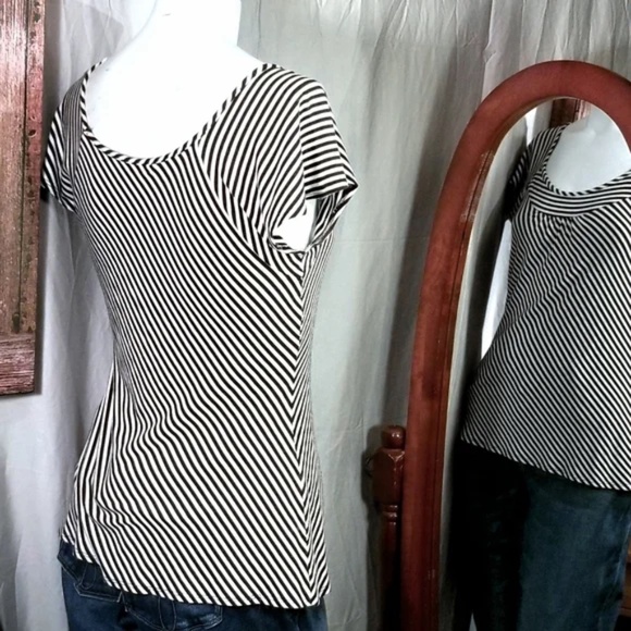 Michael Kors Striped Curve Hugging Top - Picture 4 of 7